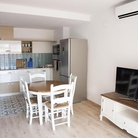 Mont-Roig Apartment كامبريلس الغرفة الصورة