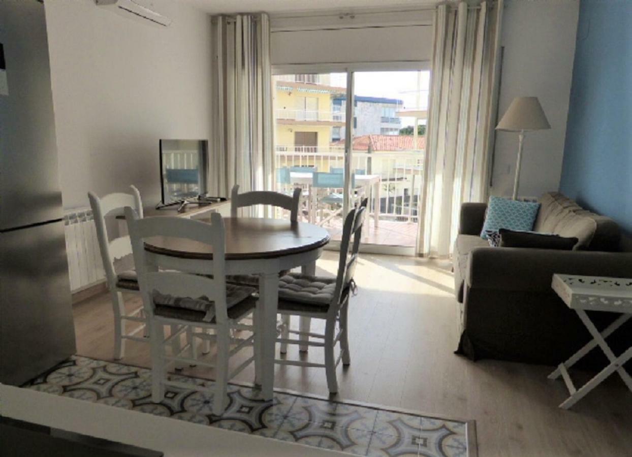 Mont-Roig Apartment كامبريلس المظهر الخارجي الصورة